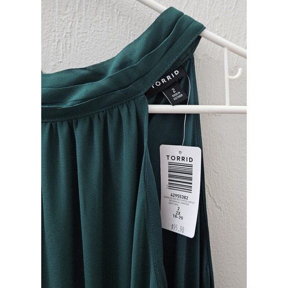*NEW* Torrid Womens Sleeveless High Neck Chiffon Jumpsuit Size 2 2X (18-20) Read - Picture 3 of 11